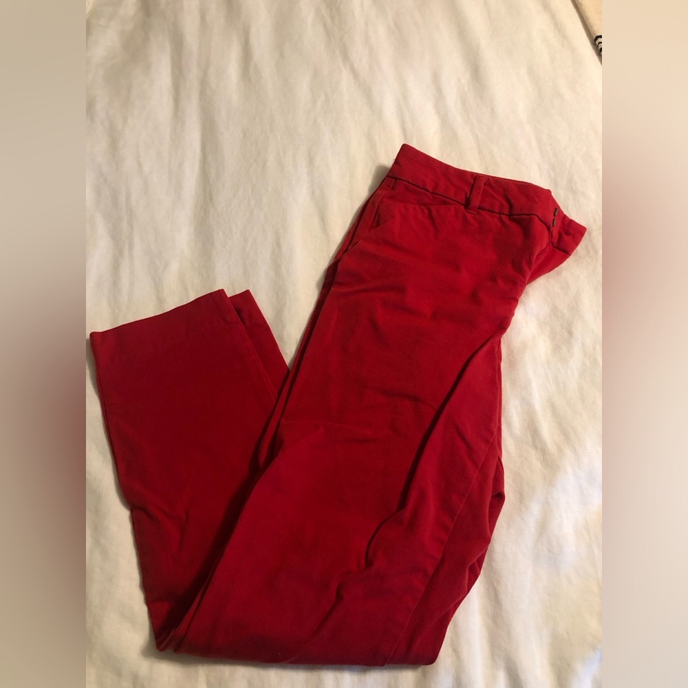 Old Navy High Rise Pixie pants, size 6.